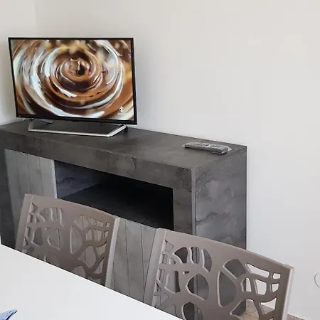 Appartement Civico 37 *